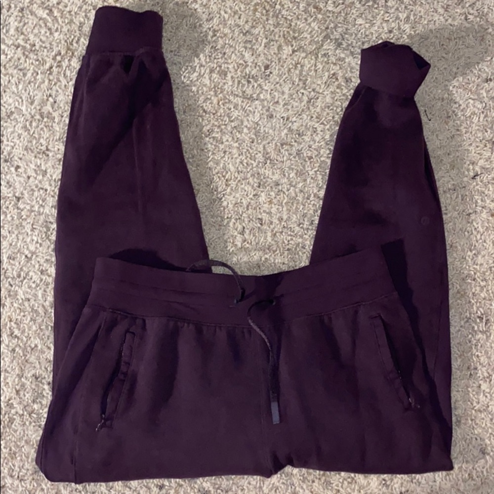 Lululemon joggers